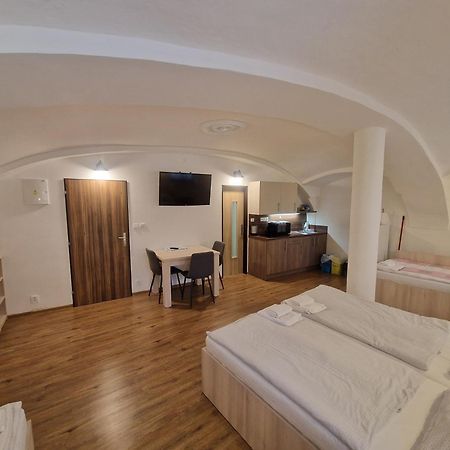 Apartmany Pod Klasterem Kladruby  Ngoại thất bức ảnh