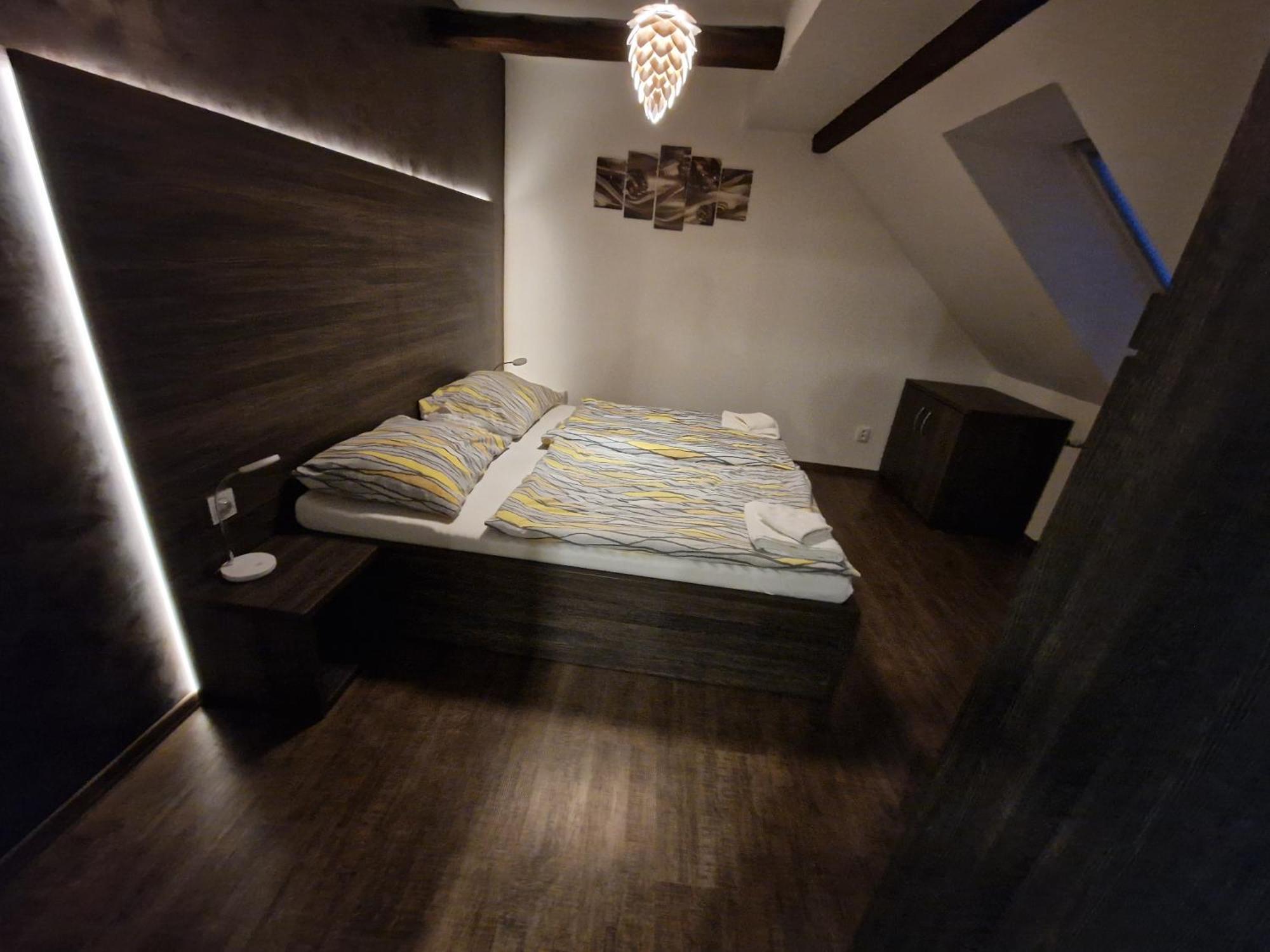 Apartmany Pod Klasterem Kladruby  Ngoại thất bức ảnh