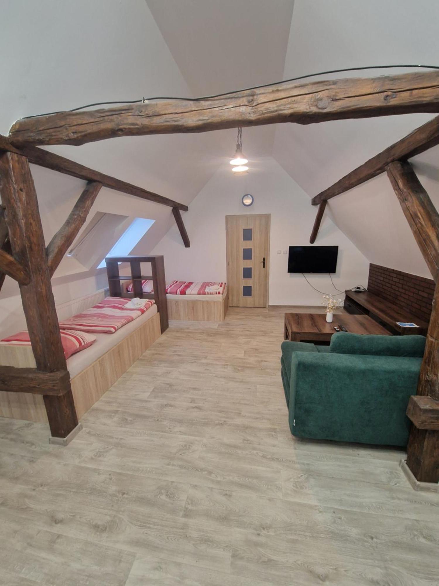 Apartmany Pod Klasterem Kladruby  Ngoại thất bức ảnh