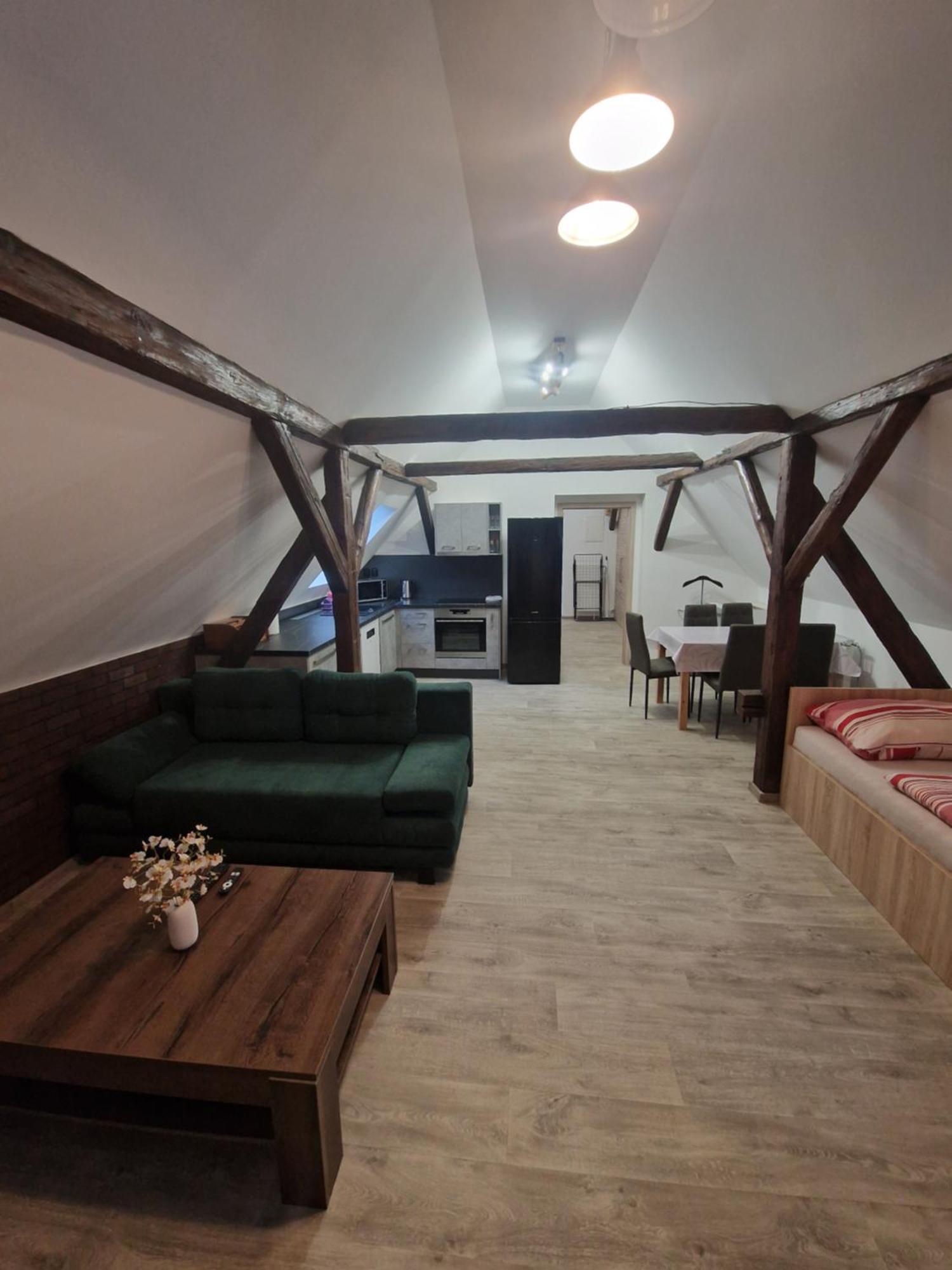 Apartmany Pod Klasterem Kladruby  Ngoại thất bức ảnh