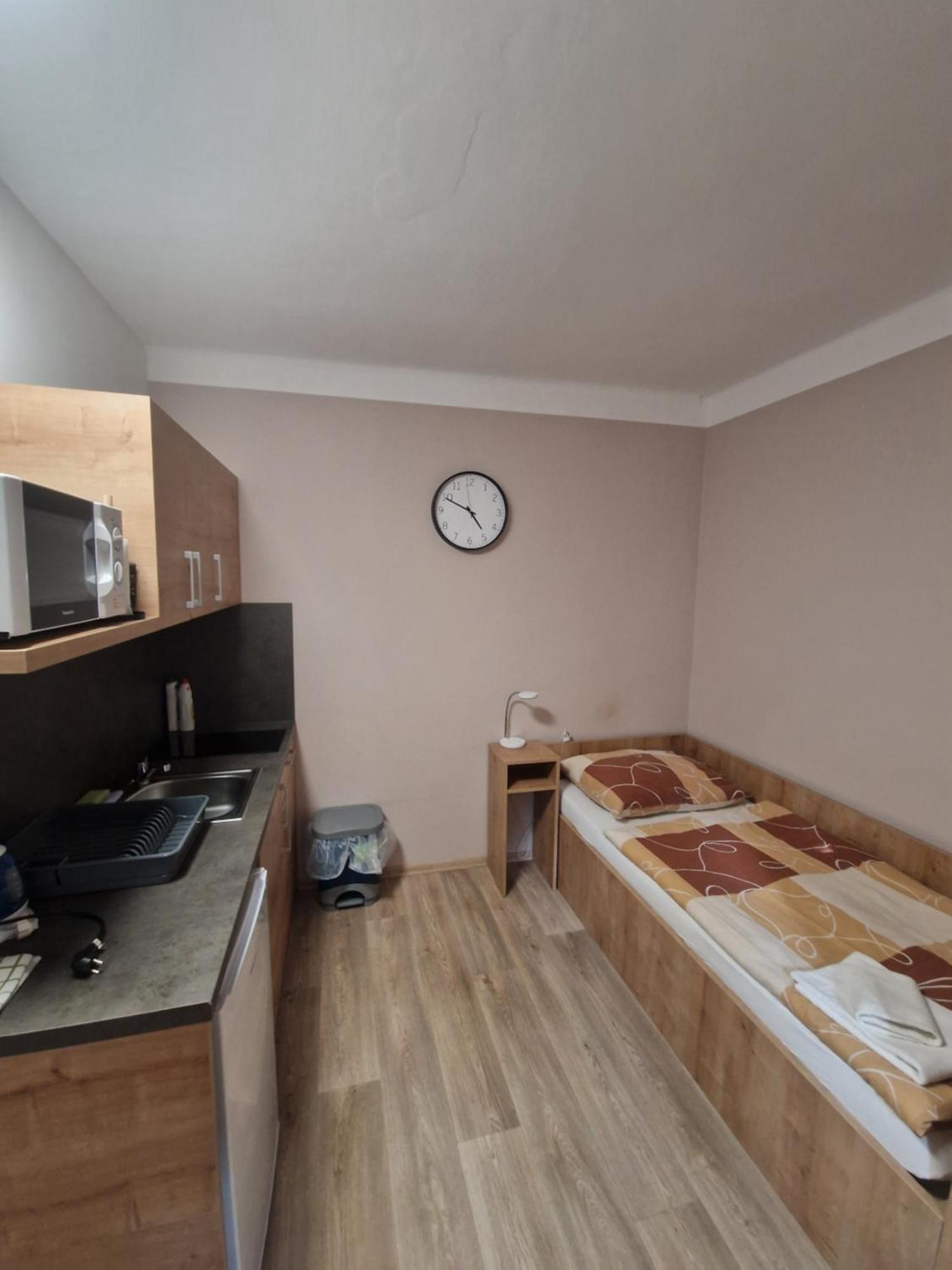 Apartmany Pod Klasterem Kladruby  Ngoại thất bức ảnh